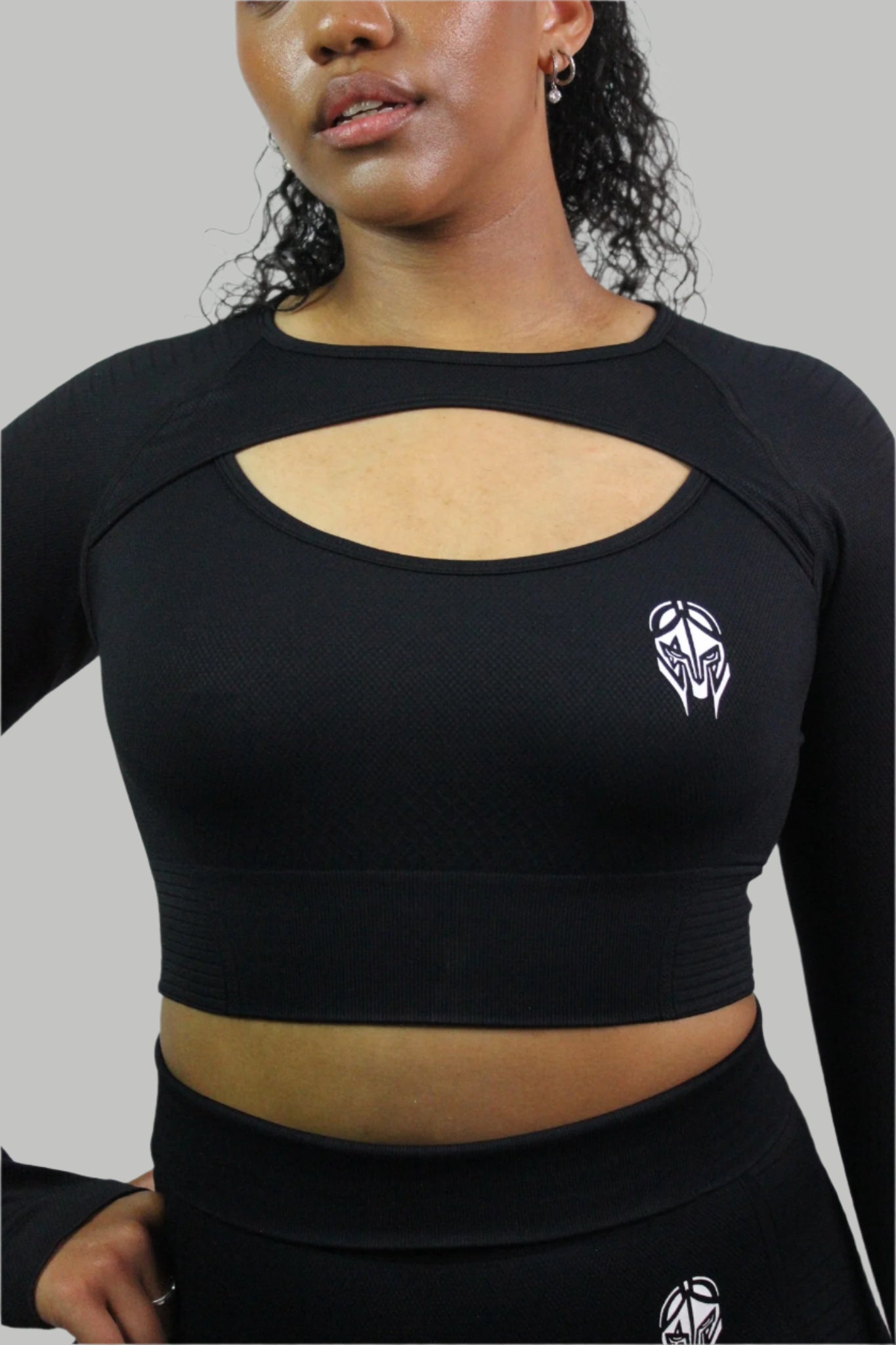 VALKYRIE LONG SLEEVE TOP – BLACK