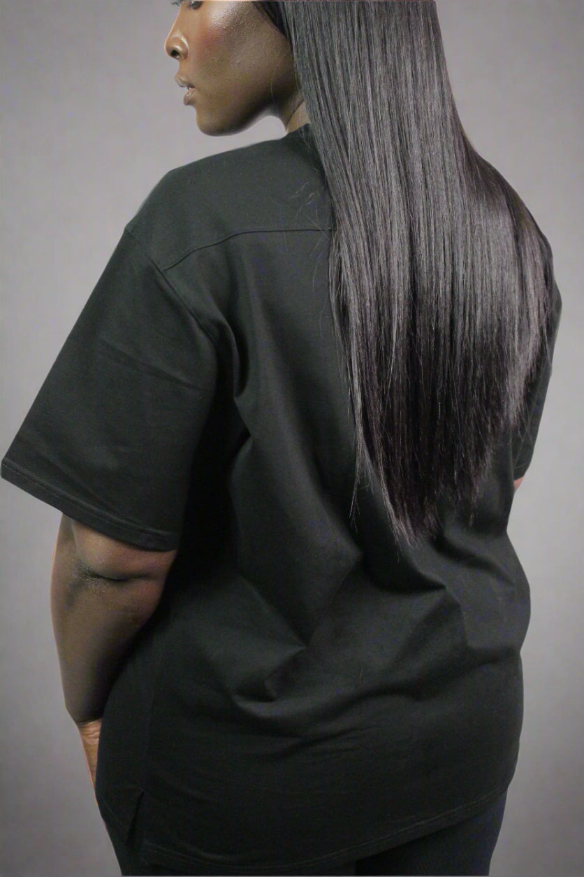 OVERSIZED TEE – BLACK