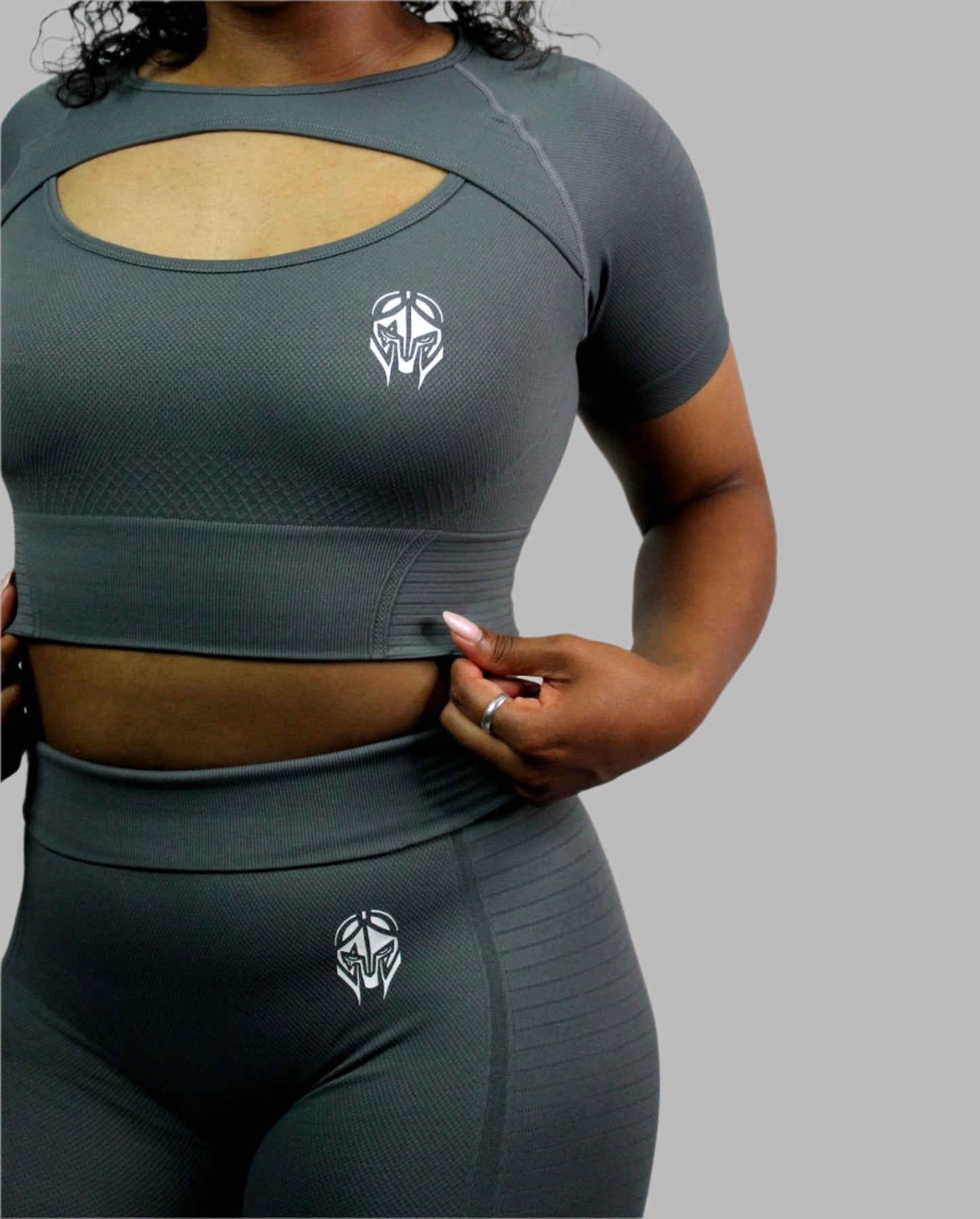 VALKYRIE SHORT SLEEVE TOP - BLACK