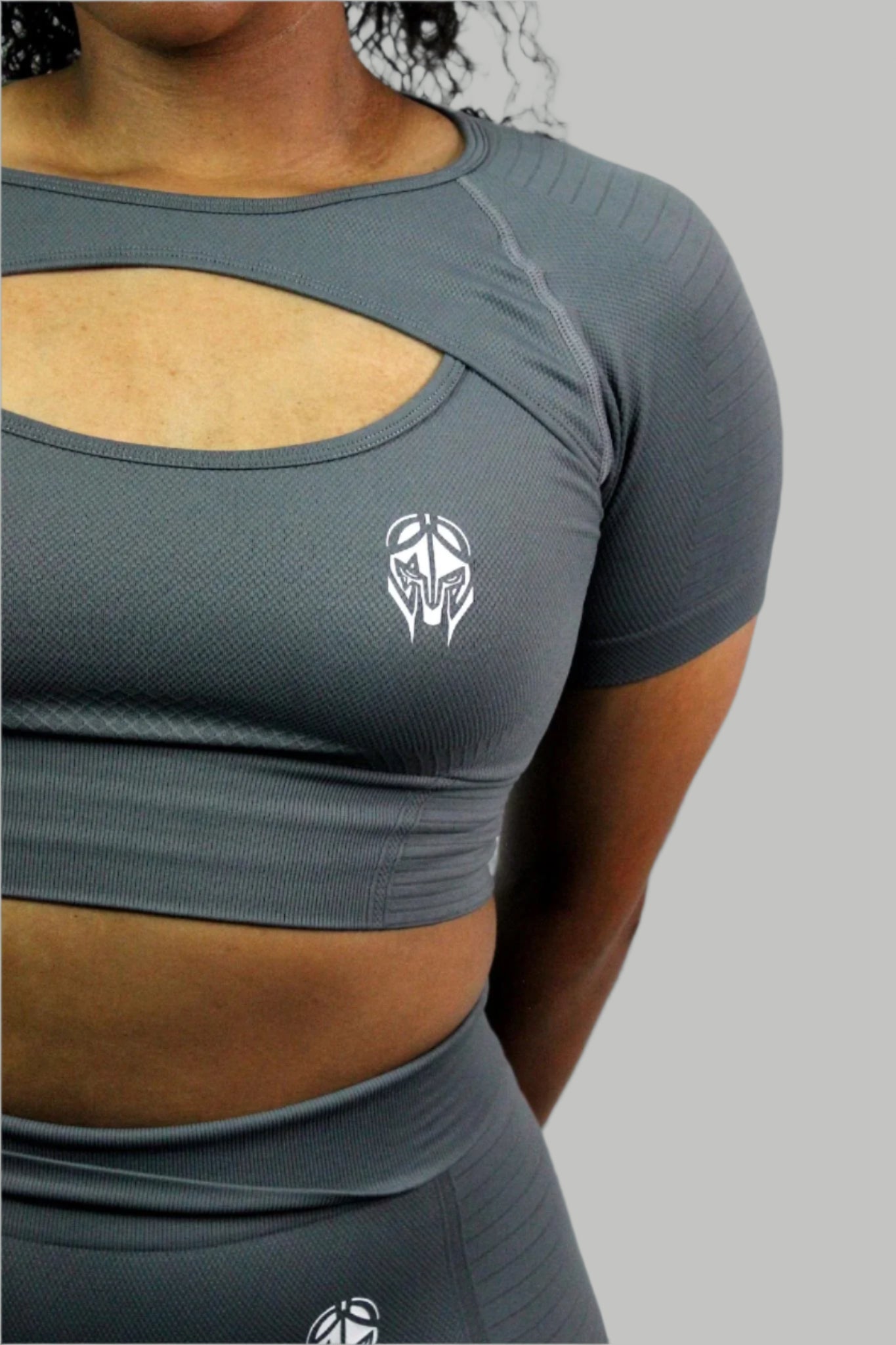 VALKYRIE SHORT SLEEVE TOP – GREY