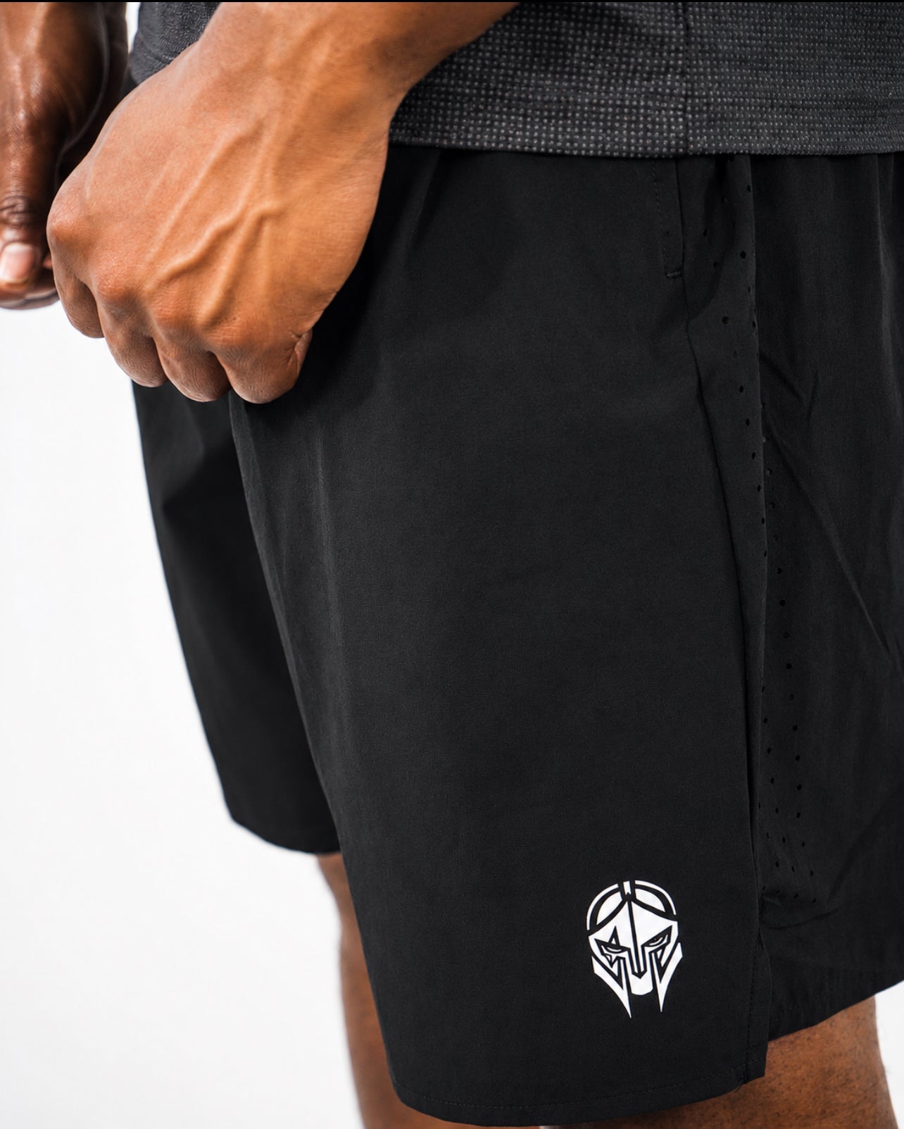 ATLAS TRAINING SHORTS — OBSIDIAN