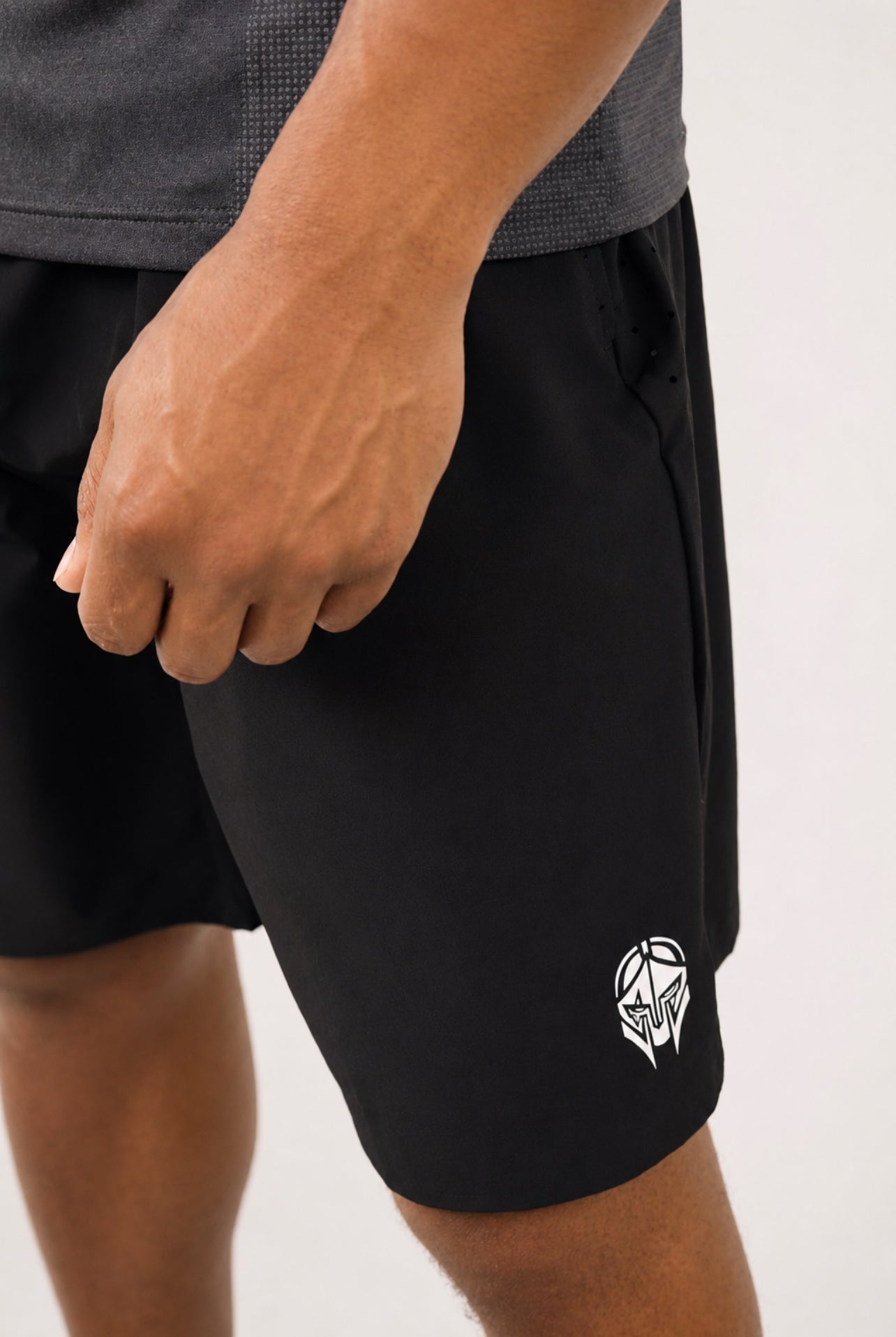 ATLAS TRAINING SHORTS — OBSIDIAN